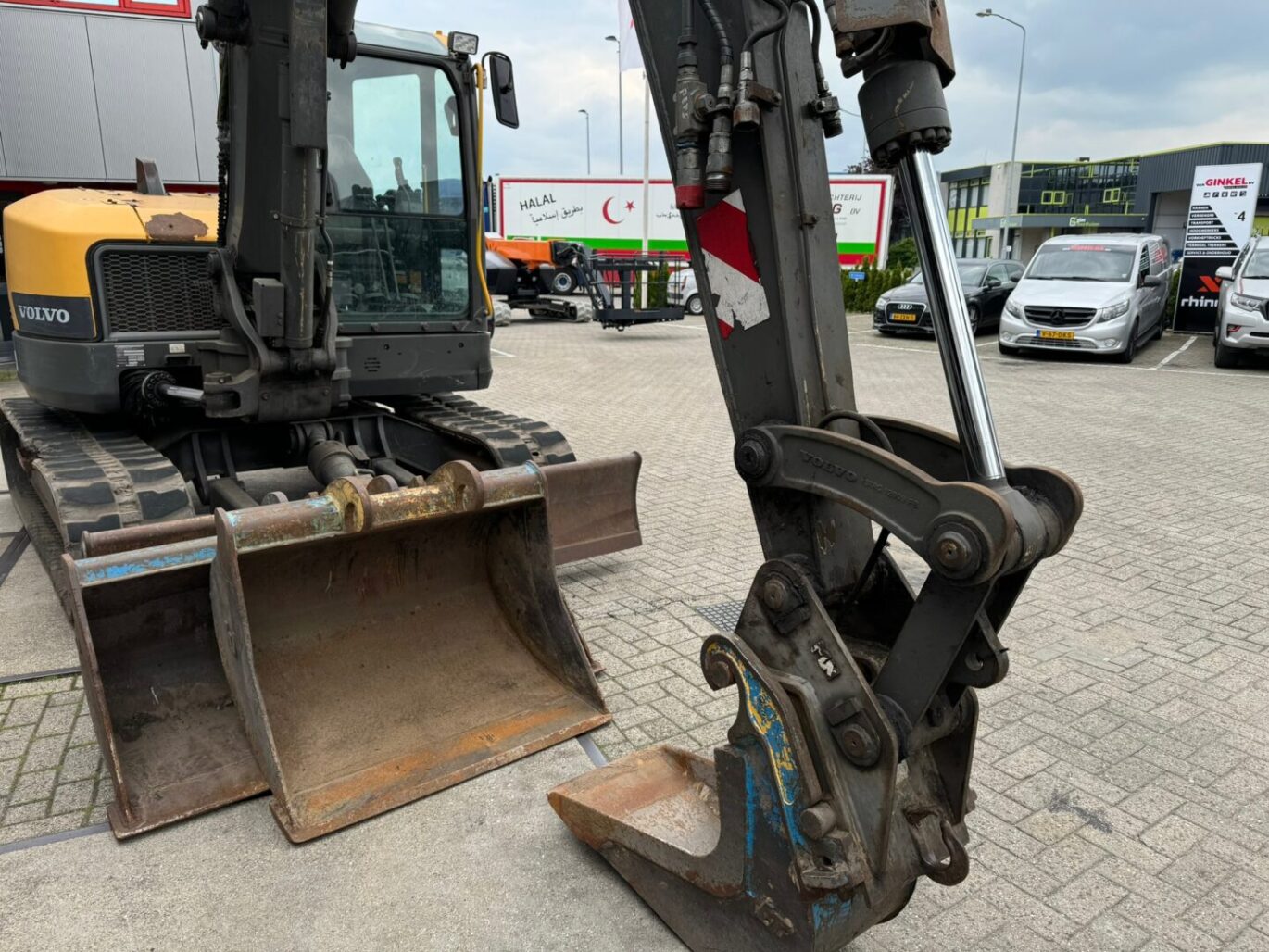 E075CFEC 0ED2 4A66 AA08 331A7E6D31B4